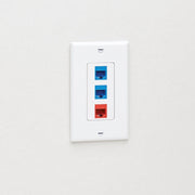 Tripp Lite by Eaton Single-Gang Faceplate, Decora Style - Vertical, White - N042D-100-WH